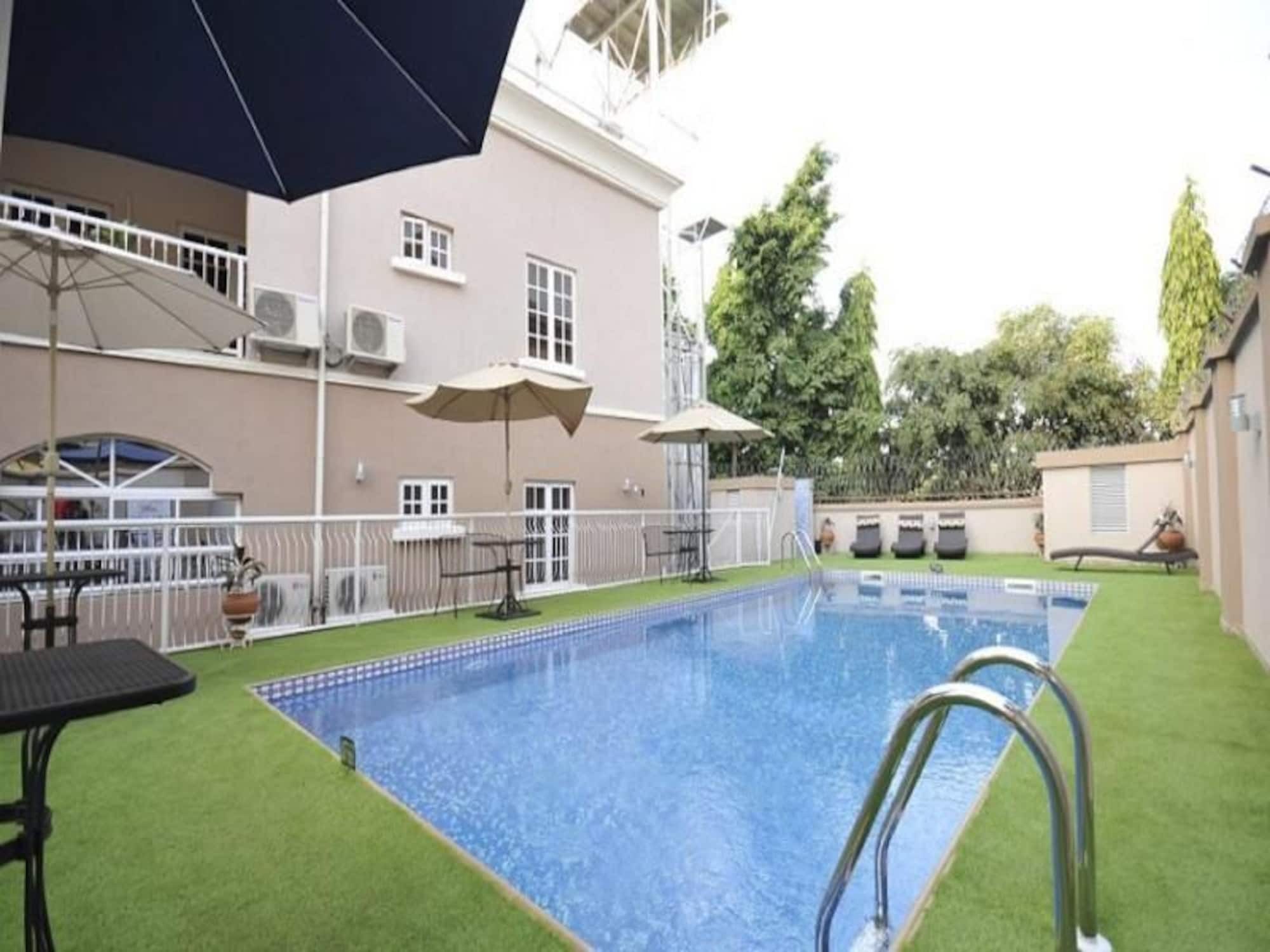 Sheer Luxury Apartment And Suites Abuja Extérieur photo